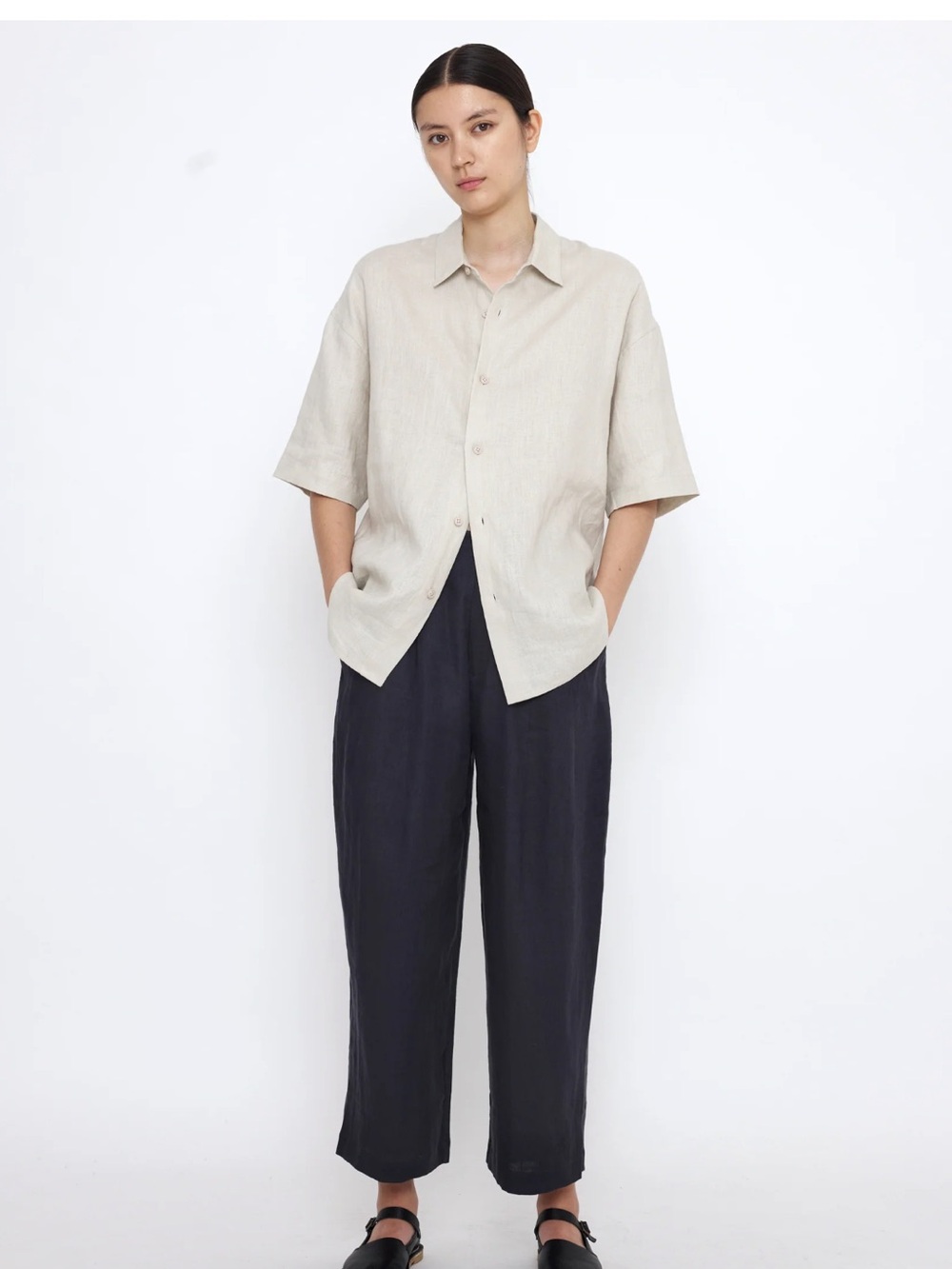 Oversized linen blend button down - Picture 2 of 7